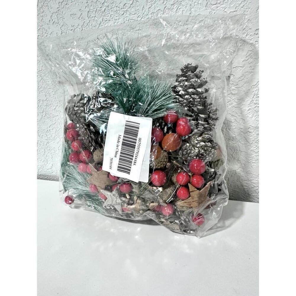 NEW Christmas Pinecone Decoration Set Berries Acorns Pine Needles Holiday Decor - Picture 2 of 5